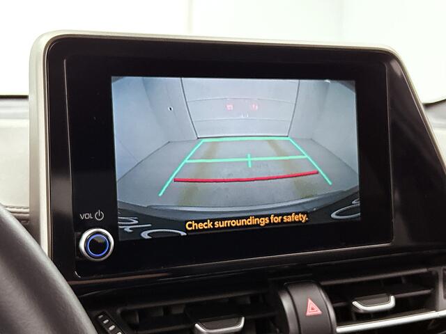 Toyota C-HR 1.8 Hybrid Executive | Lederen bekleding | Stoelverwarming |