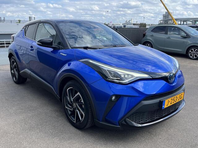 Toyota C-HR 2.0 Hybrid Bi-Tone Navigatie, Dodehoekdetectie, 18" LMV, Stoelverwarming, Nieuw geleverd en dealeronderhouden, 1e eign. Adaptieve cruise control, Lane assist