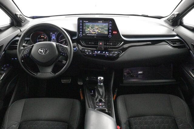 Toyota C-HR 2.0 Hybrid First Edition | Parkeersensoren | Apple Carplay/Android auto | Stoelverwarming |
