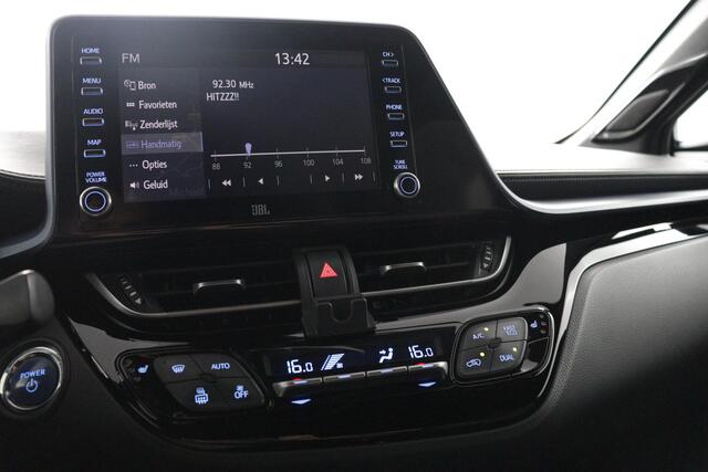 Toyota C-HR 2.0 Hybrid First Edition | Parkeersensoren | Apple Carplay/Android auto | Stoelverwarming |