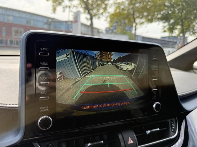 Toyota C-HR 1.8 Hybrid First Edition Bi-Tone | Apple Carplay & AndroidAUTO | Camera | Elektrisch inklapbare buitenspiegels |
