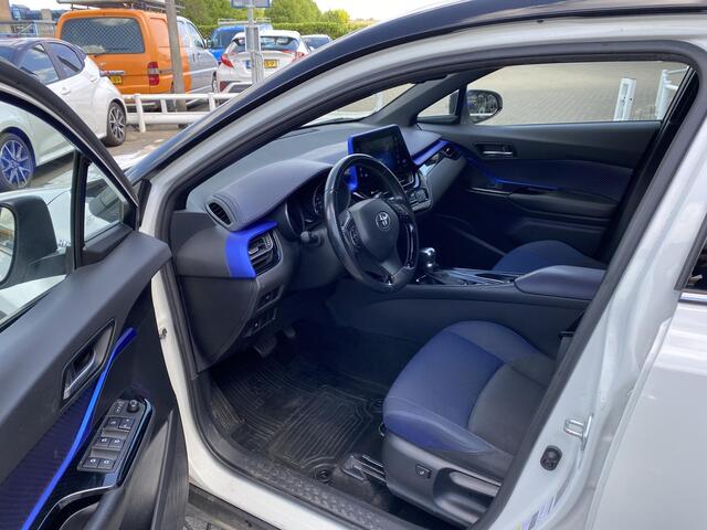 Toyota C-HR 1.8 Hybrid Bi-Tone