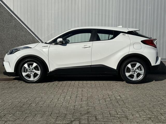 Toyota C-HR 1.8 Hybrid Active / Adaptieve Cruise Control / Navigatie / Airco Climate Control / Achteruitrijcamera