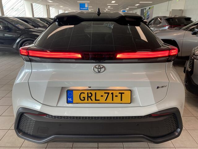Toyota C-HR 1.8 Hybrid 140 First Edition | 360 graden camera |