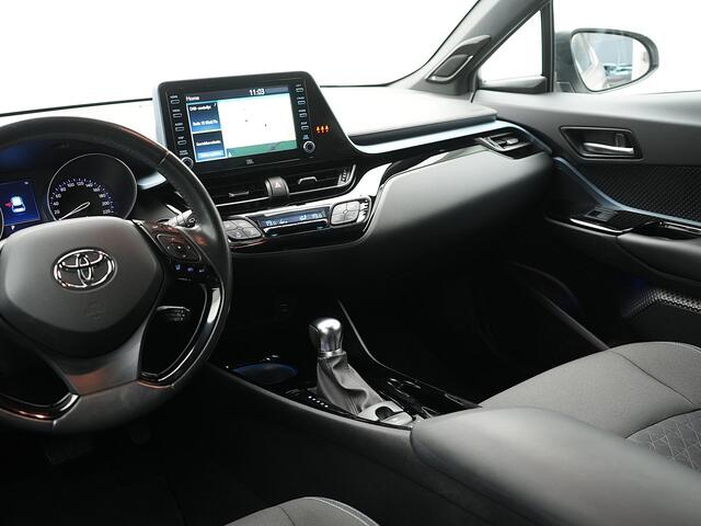 Toyota C-HR 1.8 Hybrid First Edition Binnen 17-9