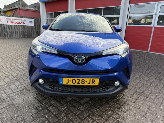 Toyota C-HR 1.8 Hybrid Dynamic | Navigatie | THR |