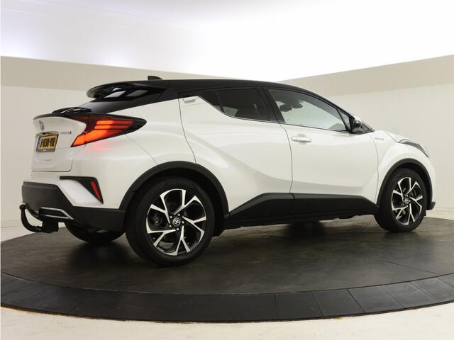 Toyota C-HR 2.0 Hybrid First Edition | JBL | Trekhaak | All Seasons