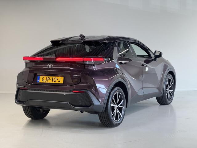 Toyota C-HR 1.8 Hybrid 140 Dynamic | Dodehoeksensor | LED | Camera | Licht/regen sensor |