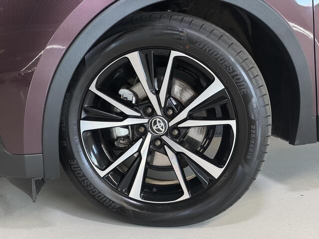 Toyota C-HR 1.8 Hybrid 140 Dynamic | Dodehoeksensor | LED | Camera | Licht/regen sensor |