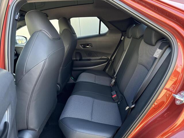 Toyota C-HR 1.8 Hybrid 140 Executive **PLUS PACK/ NIEUWE AUTO/ BINNENKORT LEVERBAAR**