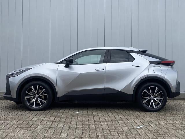 Toyota C-HR 2.0 Plug-in Hybrid 220 PK Dynamic Sport Elektrische Stoel Stuur verwarming PDC BSM half Leder