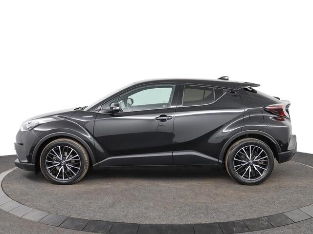 Toyota C-HR 1.8 Hybrid Executive Ultimate | Stoelverwarming | Navigatie | Parkeer sensoren |