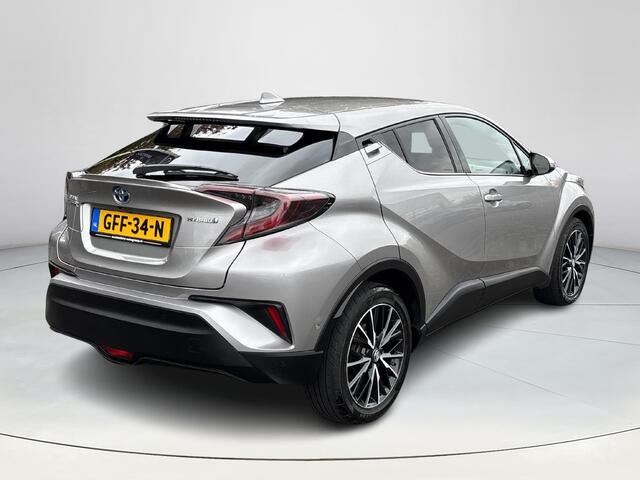 Toyota C-HR 1.8 Hybrid Executive | Achteruitrijcamera | Stuurverwarming | Stoelverwarming | Leder