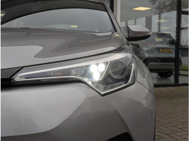 Toyota C-HR 1.8 Hybrid Energy | Afn. Trekhaak | All-season | Navi | Adaptieve cruise | Climate control | Camera