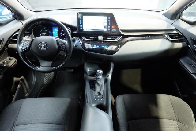 Toyota C-HR 1.8 Hybrid Active / Garantie t/m '29 / Trekhaak / Dealeronderhouden