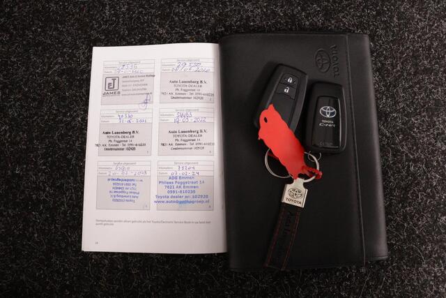 Toyota C-HR 1.8 Hybrid Dynamic | cruise control adaptief | Navigatie | afn Trekhaak |