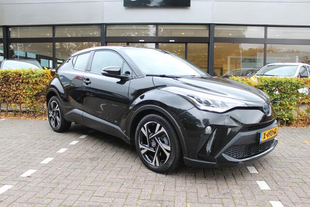 Toyota C-HR 1.8 Hybrid Dynamic | Rijklaar | Blind Spot | Parkeersens. v+a | Navi | Apple/Android | LED | Keyless | NL-auto