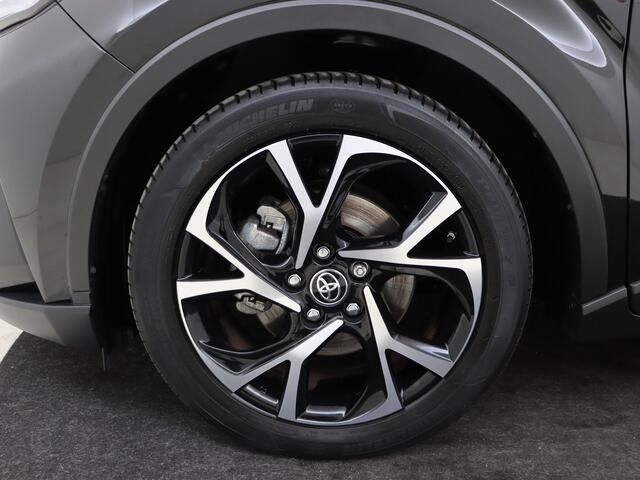 Toyota C-HR 1.8 Hybrid Dynamic | trekhaak |