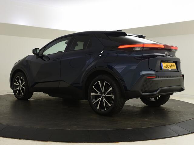 Toyota C-HR 2.0 PHEV 220 Dynamic | Stuur en Stoelverwarming | BLS | Parkeers