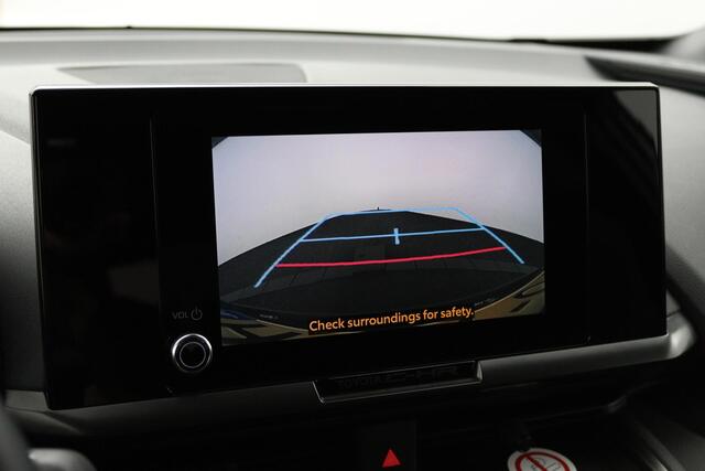 Toyota C-HR 2.0 Plug-in Hybrid 220 Dynamic | Stoelverwarming | Dode hoek detectie | Parkeersensoren en Camera |