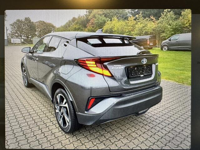 Toyota C-HR 1.8 Hybrid Style To-Tone | Navi Apple | Dode hoek | Adapt. Cruise |