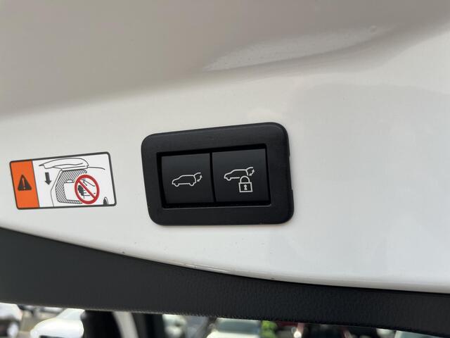 Toyota C-HR 2.0 Hybrid 200 First Edition | Navigatie | Apple CarPlay/Android auto | Panoramadak | Achteruitrijcamera | Elektrische achterklep