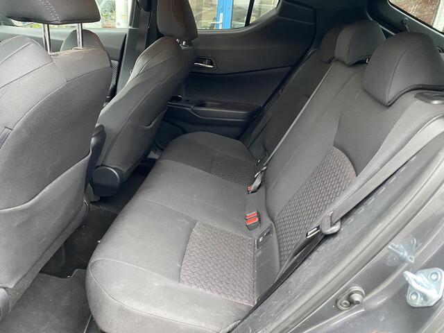 Toyota C-HR 2.0 Hybrid Style