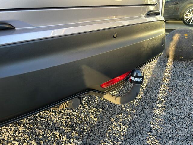 Toyota C-HR 1.8 Hybrid Bi-Tone 10jr garantie Trekhaak | Adap. cruise | Stoelverwarming |