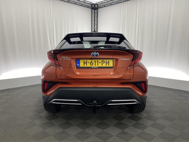 Toyota C-HR 2.0 Hybrid Launch Edition Automaat | Trekhaak | Apple Carplay | Dodehoek Det. |