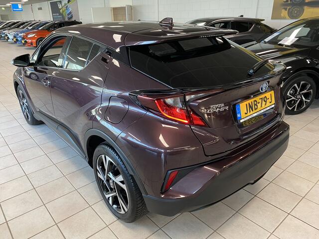 Toyota C-HR 1.8 Hybrid Style Edition | Stuurwiel verwarming