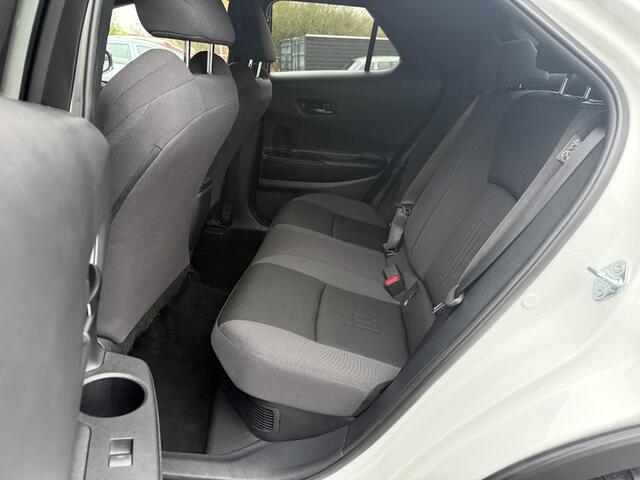 Toyota C-HR 1.8 Hybrid 140 First Edition **NAVIGATIE/ 360 CAMERA/ DODEHOEK DETECTIE/ PARKEERSENSOREN/ GARANTIE**