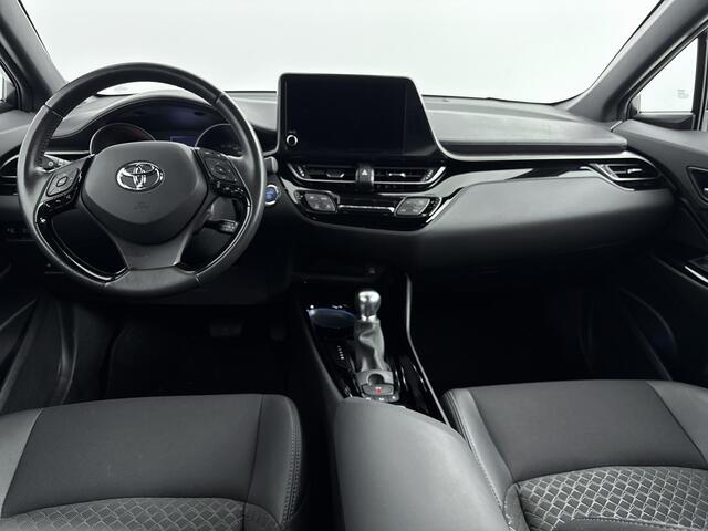 Toyota C-HR 1.8 Hybrid Style | Applecarplay | Cloud-navigatie | Achteruitrijcamera |