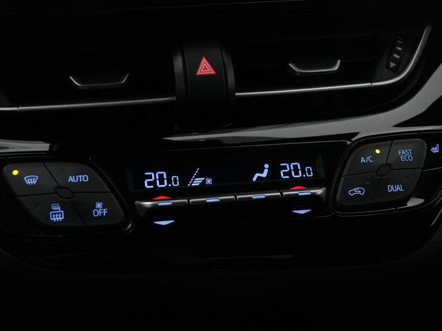 Toyota C-HR 1.8 Hybrid Executive Ultimate | JBL | Stoelverwarming | Dodehoek Ass. | Parkeersensoren | Camera | Navigatie | Cruise Control Adaptief | Half leder |