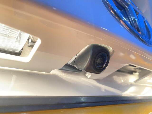 Toyota C-HR 1.8 Hybrid Active Apple CarPlay/Android Auto Navigatie, achteruitrij camera, keyless, adaptieve cruise control