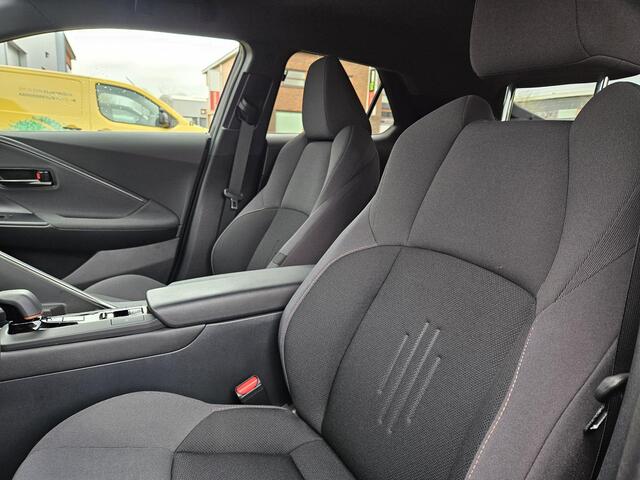 Toyota C-HR 1.8 Hybrid 140 Executive Special | All season banden |