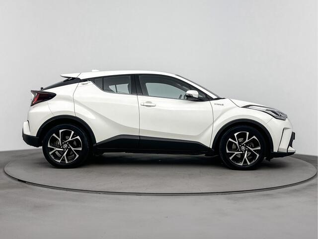 Toyota C-HR 1.8 Hybrid TeamNL | Trekhaak | Cruise Control Adaptief | Apple Carplay -/ Android Auto |