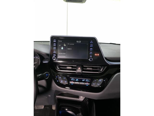Toyota C-HR 1.8 Hybrid Dynamic Bi-Tone | Toyota garantie tot 2031! | Dealer onderhouden |