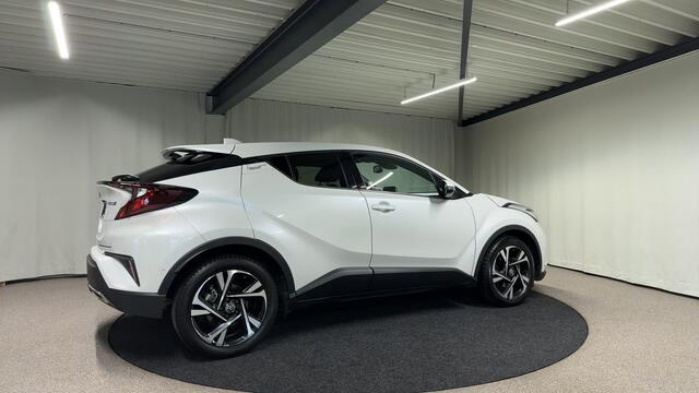 Toyota C-HR 2.0 Hybrid Style Automaat | Navi | Camera | Stuur en Stoelverwarming
