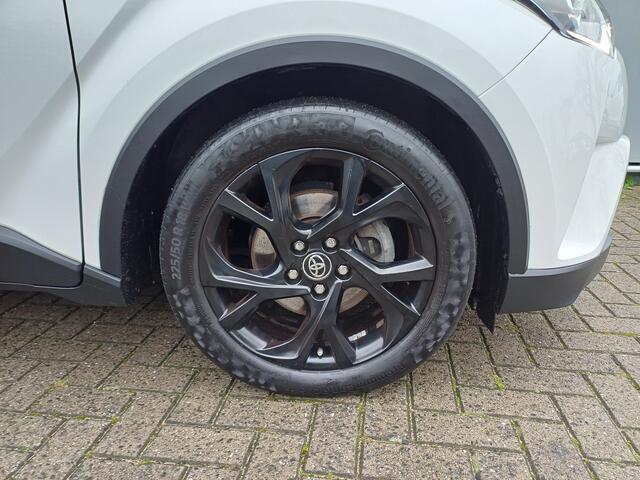 Toyota C-HR 1.8 Hybrid Style | TREKHAAK | CAMERA | Wij bieden ook financiering mogelijkheden aan.