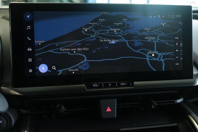 Toyota C-HR 2.0 Plug-in Hybrid 220 Dynamic Lim., Groot scherm