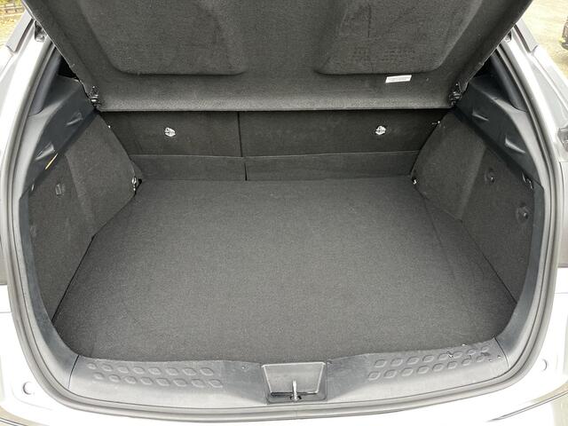 Toyota C-HR 2.0 Hybrid Dynamic | Stoelverwarming | Navigatie | Parkeersensoren | Keyless entry |