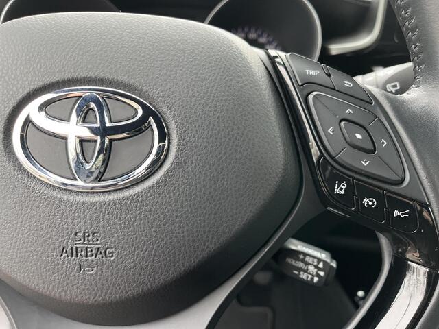Toyota C-HR 2.0 Hybrid Dynamic | Stoelverwarming | Navigatie | Parkeersensoren | Keyless entry |