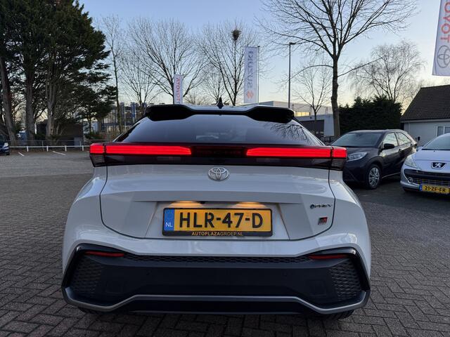 Toyota C-HR 2.0 Plug-in Hybrid 220 GR SPORT