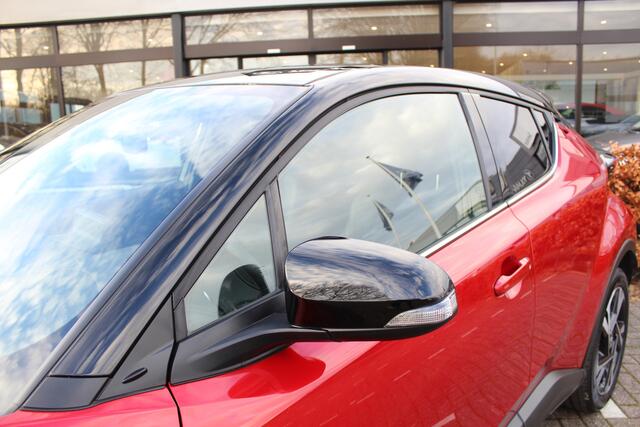 Toyota C-HR 1.8 Hybrid Dynamic Plus Bi-Tone | Rijklaar | Stoel-/stuurverw. | Blind Spot | LED | Apple/Android | Keyless | Parkeersens. v+a