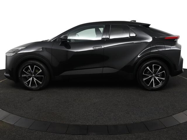 Toyota C-HR 2.0 Plug-in Hybrid 220 Dynamic | Stoel en Stuurverwarming | 65Km elektrisch bereik | Navigatie |