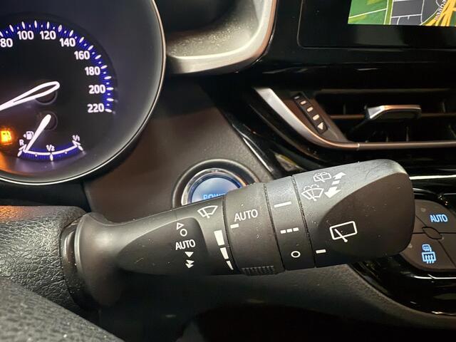 Toyota C-HR 1.8 Hybrid Dynamic Nederlandse auto, slechts 53.112 km!