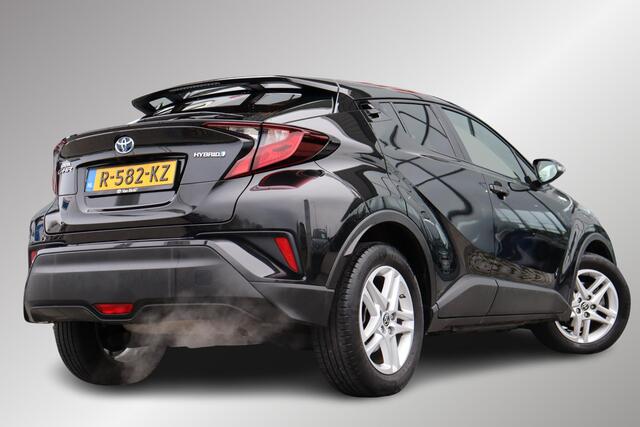 Toyota C-HR 1.8 Hybrid Dynamic, Apple Carplay / Android Auto, Parkeercamera, Automatisch dimmend binnenspiegel, Adaptieve cruise control.