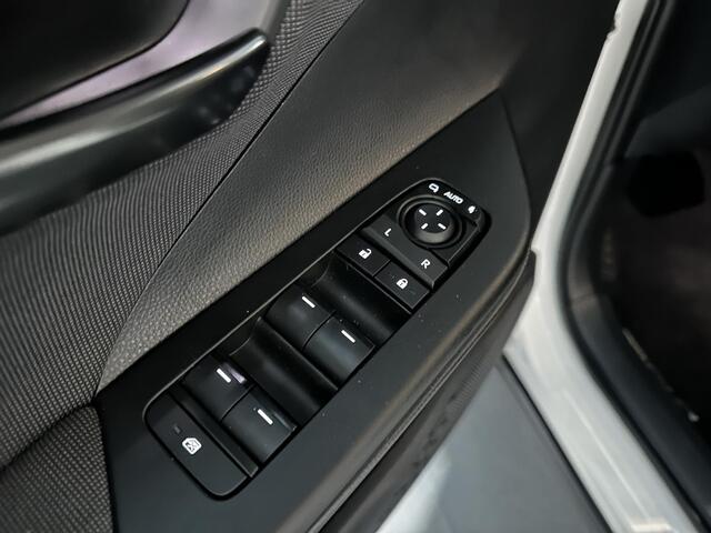 Toyota C-HR 2.0 Plug-in Hybrid 220 Dynamic