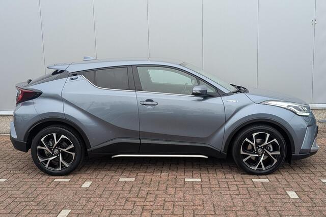 Toyota C-HR 1.8 Hybrid Dynamic Limited Afneembare trekhaak, Navigatie Apple Carplay/Android Auto, Stoel & Stuurverwarming