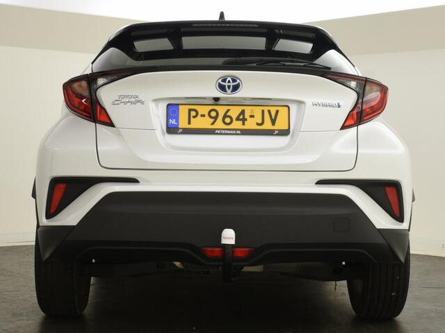 Toyota C-HR 1.8 Hybrid Active Bi-tone | Trekhaak | Carplay
